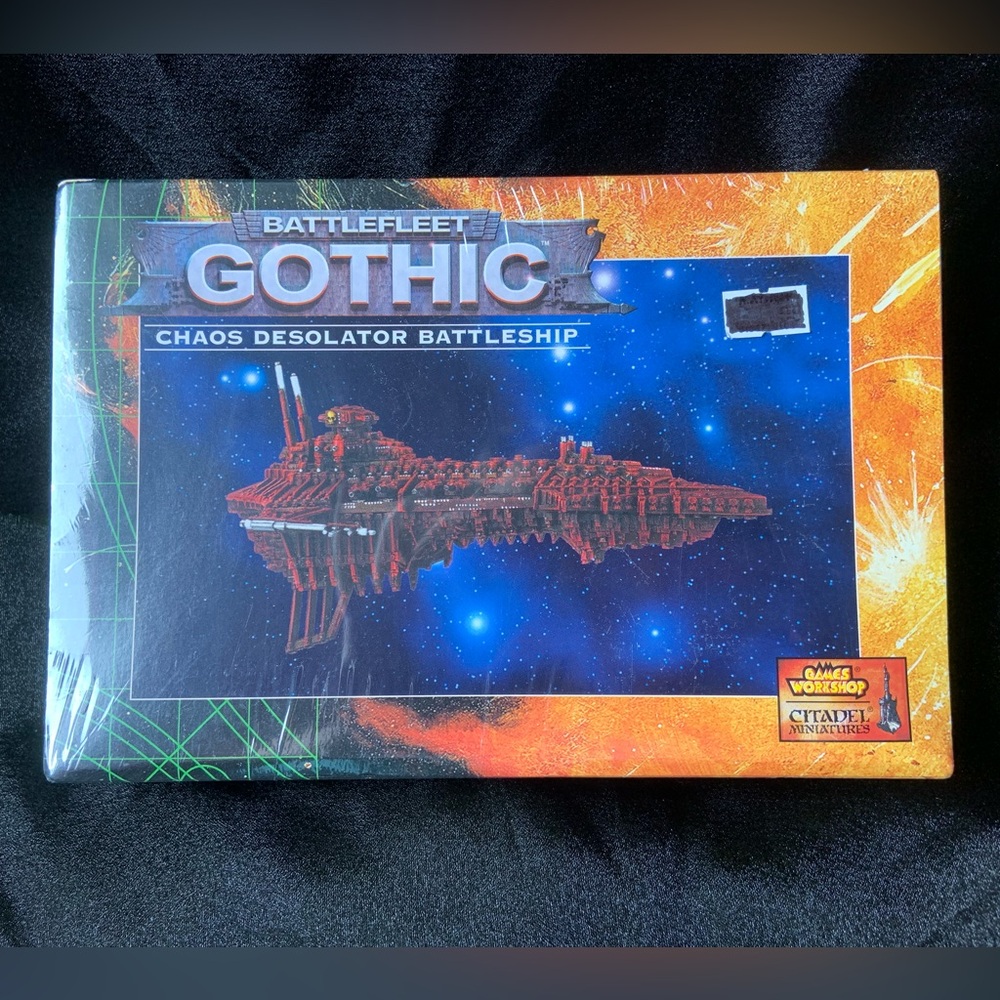 Vintage Warhammer 40000 Battlefleet Gothic Chaos Desolator Battleship